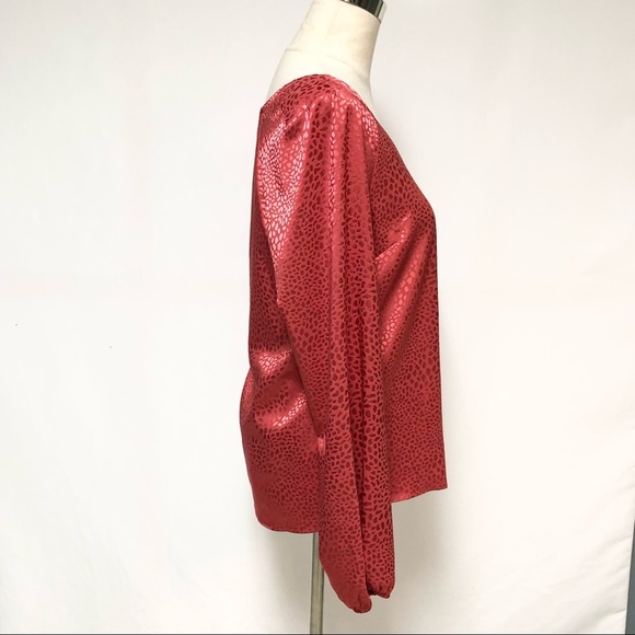 WHBM Animal Print Long Sleeve Blouse Sz S - Picture 8 of 13